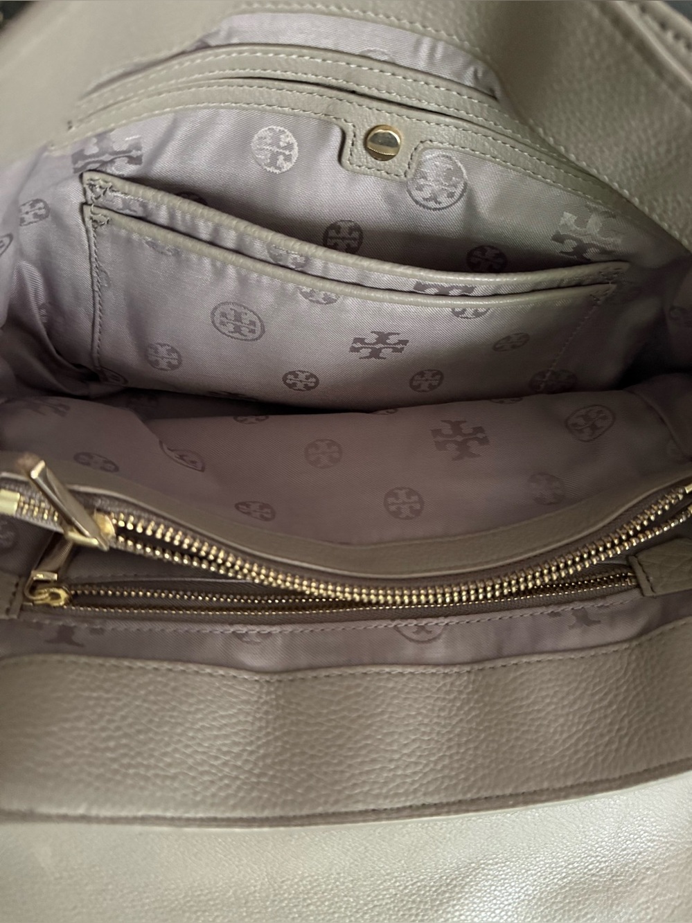 Tory Burch Marion Leather Whipstitch Crossbody - EXCELLENT CONDITION! - Picture 5 of 9